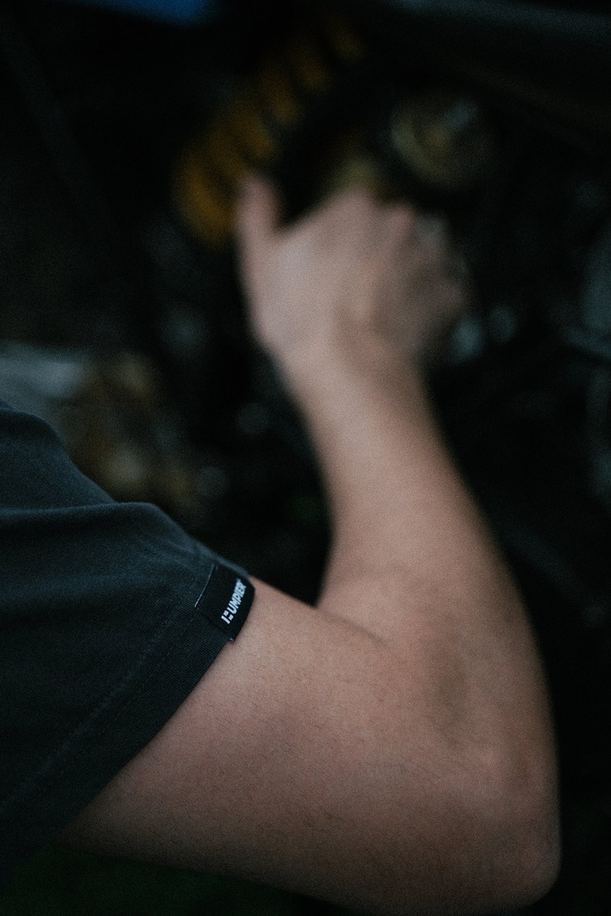 Camiseta Customs - Humpier