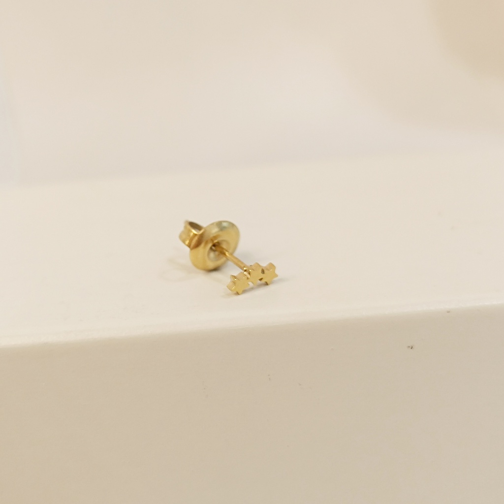 Pendiente Triple Estrellita Dorado