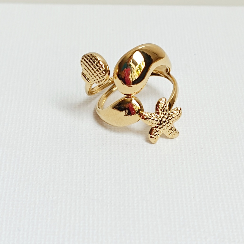 Anillo Estrella Y Concha De Mar Dorado