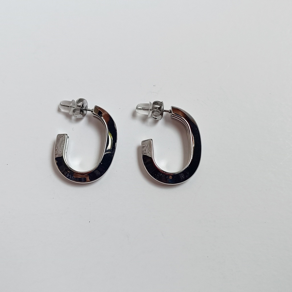 Pendientes Semi Aro Cuadrado Plateado