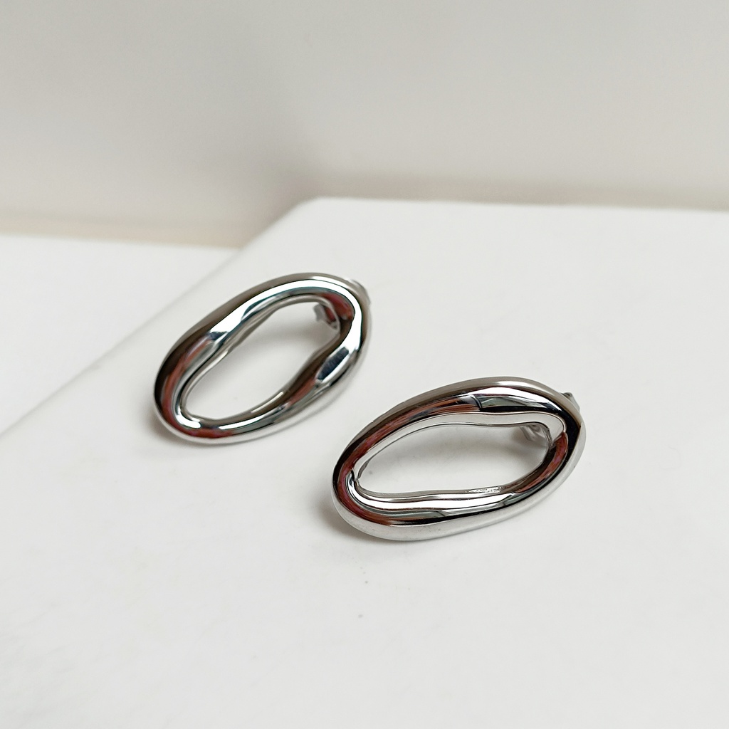 Pendientes Óvalo Geo Plateado