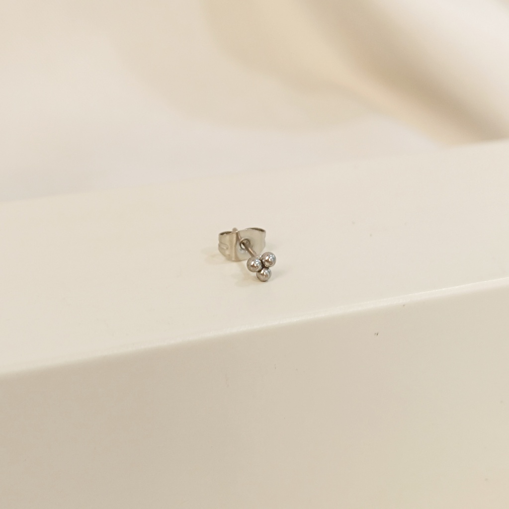 Pendiente Triple Bolita Plateado