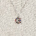 Collar Inicial Plateada Brillos Multicolor Letra "G"