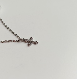 Collar Cruz Pequeña Plateado
